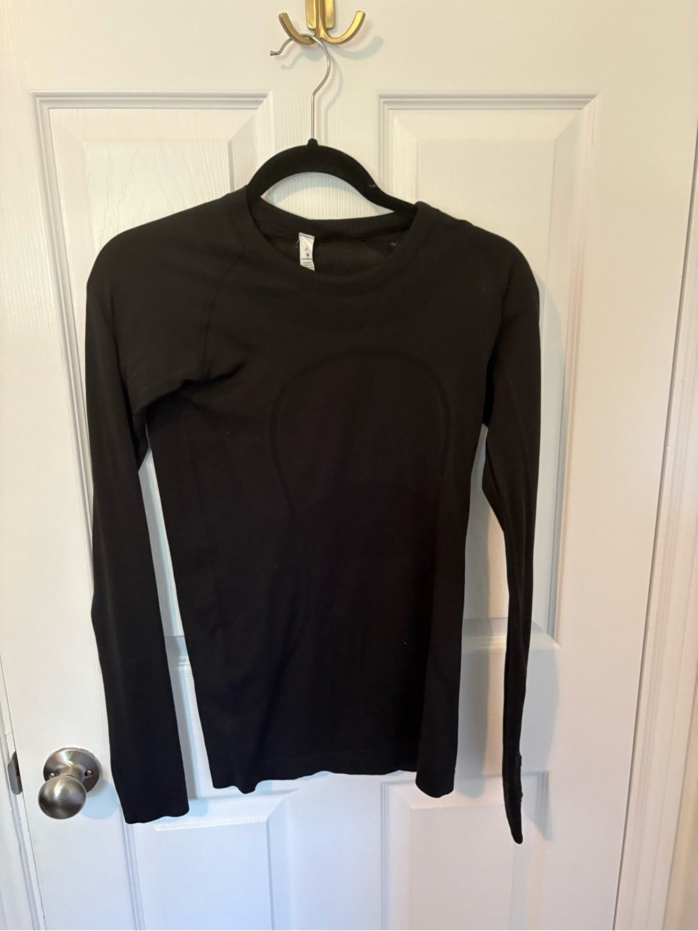 lululemon athletica Black Long Sleeve Crew Top